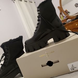 Marc Fisher Boots, black